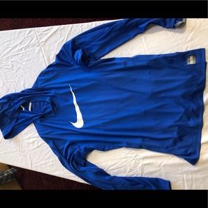 Nike Elite Hooded Long Sleeved Shirt.